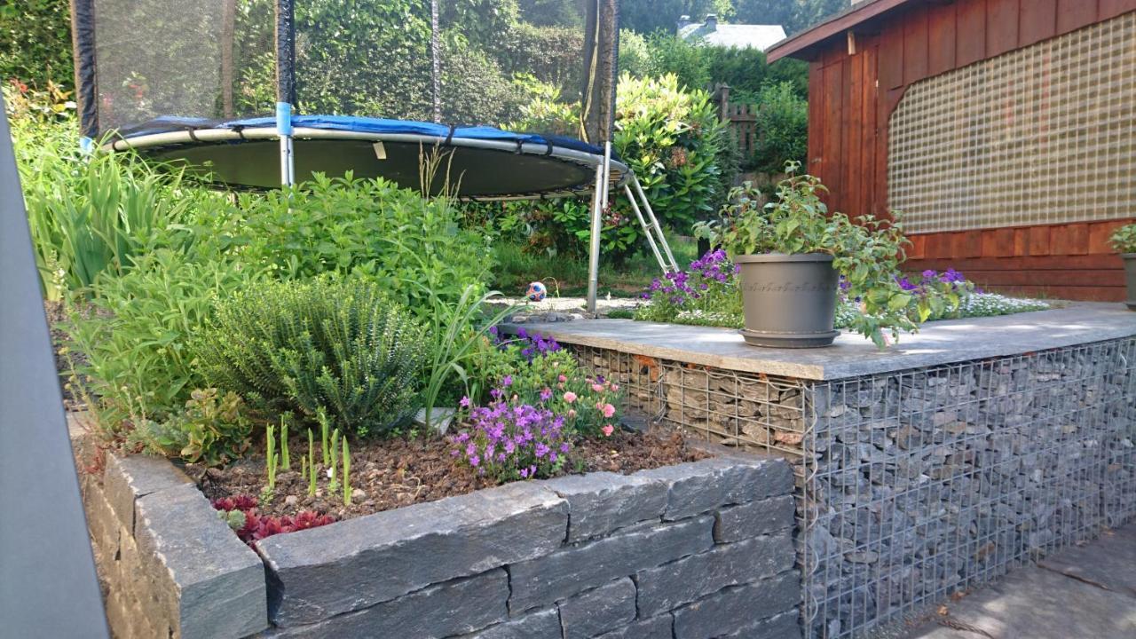 Apartment Mit Garten Und Spielplatz